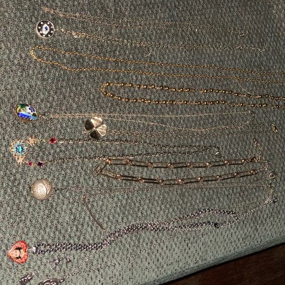 Necklace bundle - Picture 9 of 16